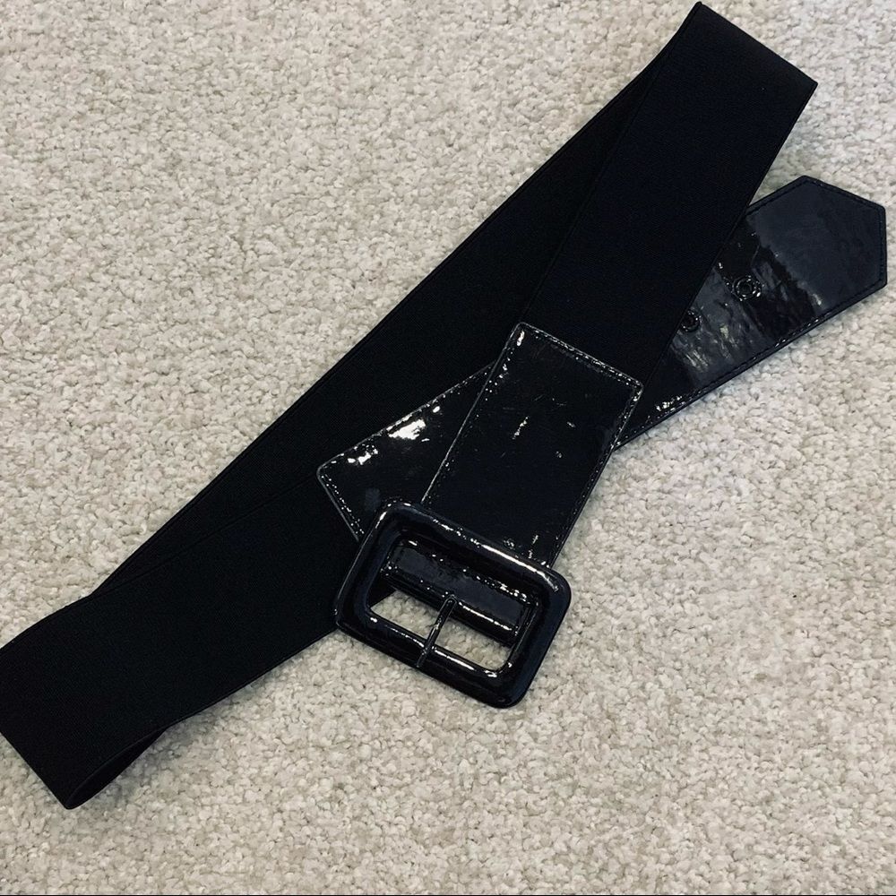 Tahari Arthur Levine Black Stretch Belt 32-36